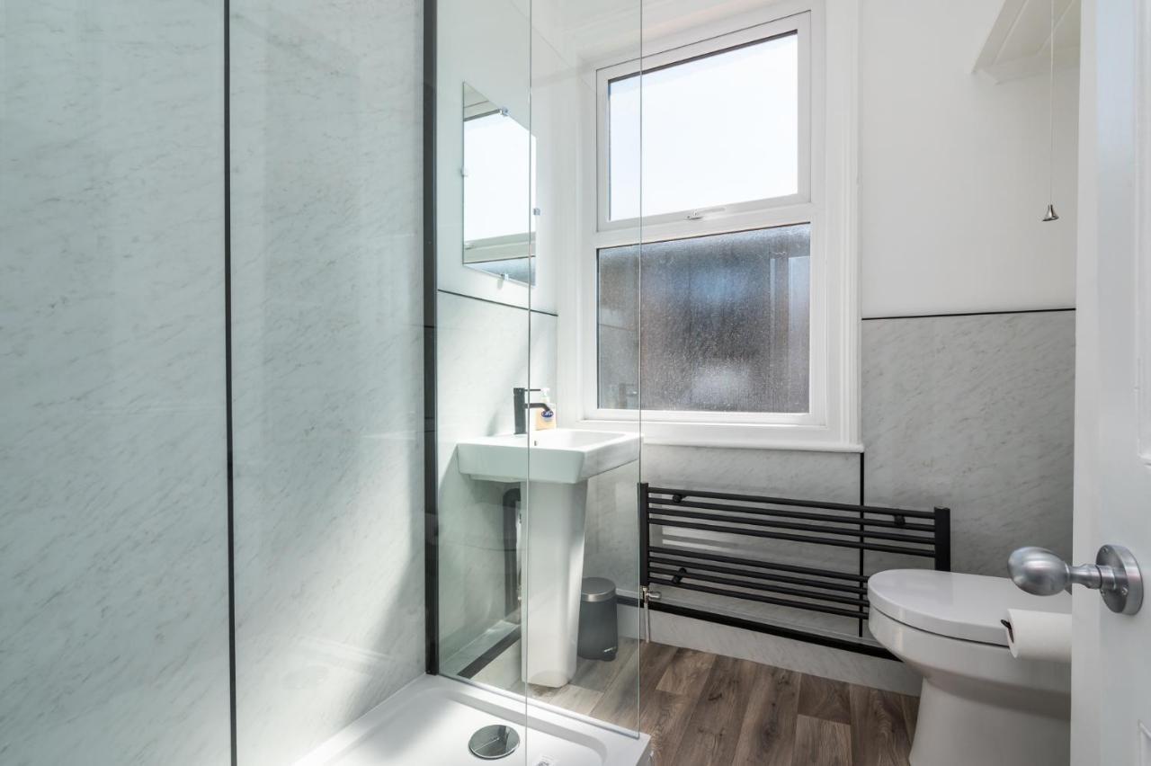 Stylish, Centrally Located Terrace - Pass The Key Йорк Экстерьер фото